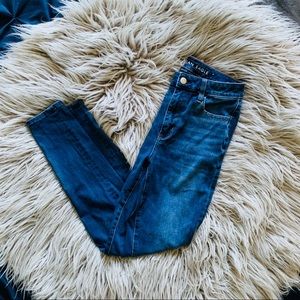 American eagle dark skinny stretchy jeans size 4